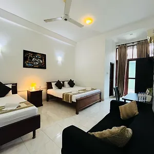 Nocleg ze śniadaniem Blue Bird, Negombo